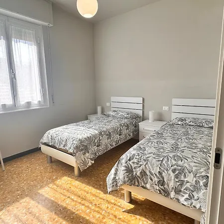 Casa Emilia 50 Meters From The Sea Apartment